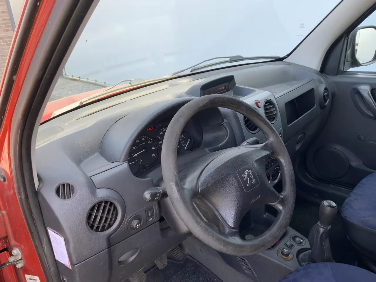 Peugeot Partner 170C 1.4 Avantage Benzine Trekhaak 900 kg Elec Raa - Mali kombi: slika 5 Peugeot Partner 170C 1.4 Avantage Benzine Trekhaak 900 kg Elec Raa - Mali kombi: slika 5