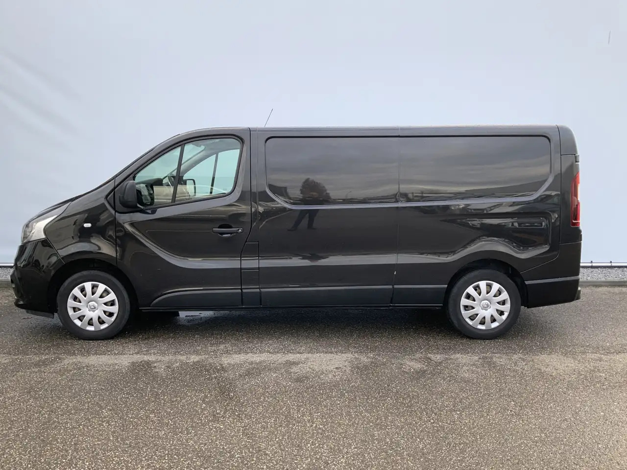 Renault Trafic 1.6 dCi T29 L2H1 Airco Cruise Trerkhaak 2000kg 3 Z - Furgon: slika 3 Renault Trafic 1.6 dCi T29 L2H1 Airco Cruise Trerkhaak 2000kg 3 Z - Furgon: slika 3