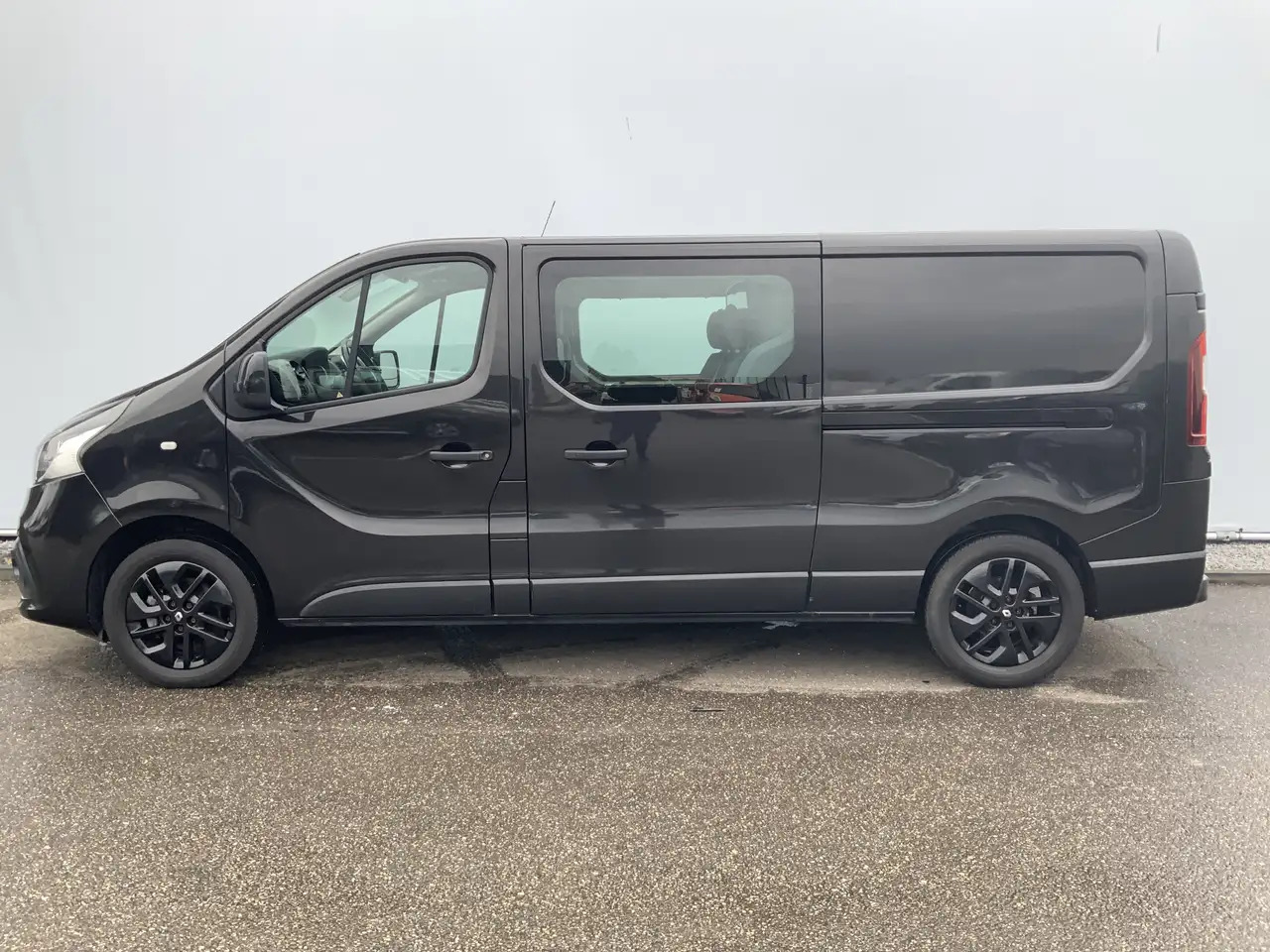 Renault Trafic 1.6 dCi T29 L2H1 Dub Cab 5 Zits Airco Cruise Navi - Dostavno vozilo sa duplom kabinom: slika 3 Renault Trafic 1.6 dCi T29 L2H1 Dub Cab 5 Zits Airco Cruise Navi - Dostavno vozilo sa duplom kabinom: slika 3