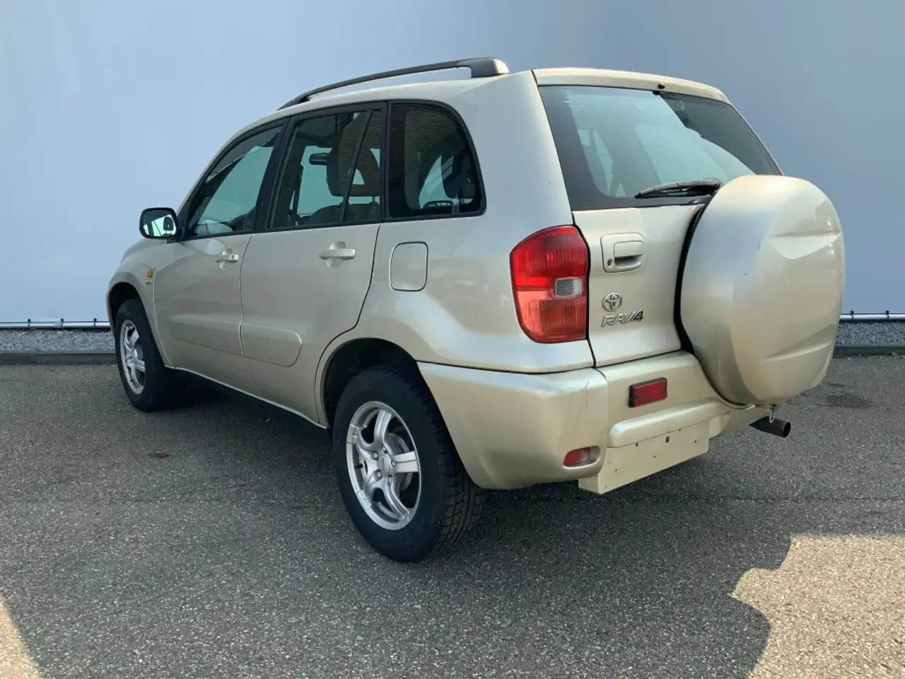 Toyota RAV 4 4X4 Airco Cruise Automaat Alu Velg Marge - SUVSUV: slika 2 Toyota RAV 4 4X4 Airco Cruise Automaat Alu Velg Marge - SUVSUV: slika 2