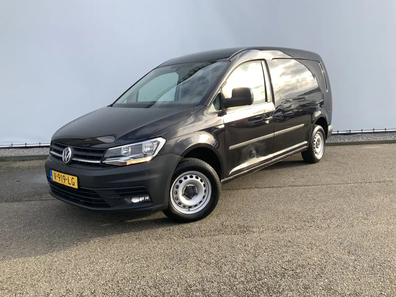 Volkswagen Caddy 2.0 TDI L2H1 BMT Maxi Highline Maxi Rond Om Schade - Mali kombi: slika 1 Volkswagen Caddy 2.0 TDI L2H1 BMT Maxi Highline Maxi Rond Om Schade - Mali kombi: slika 1