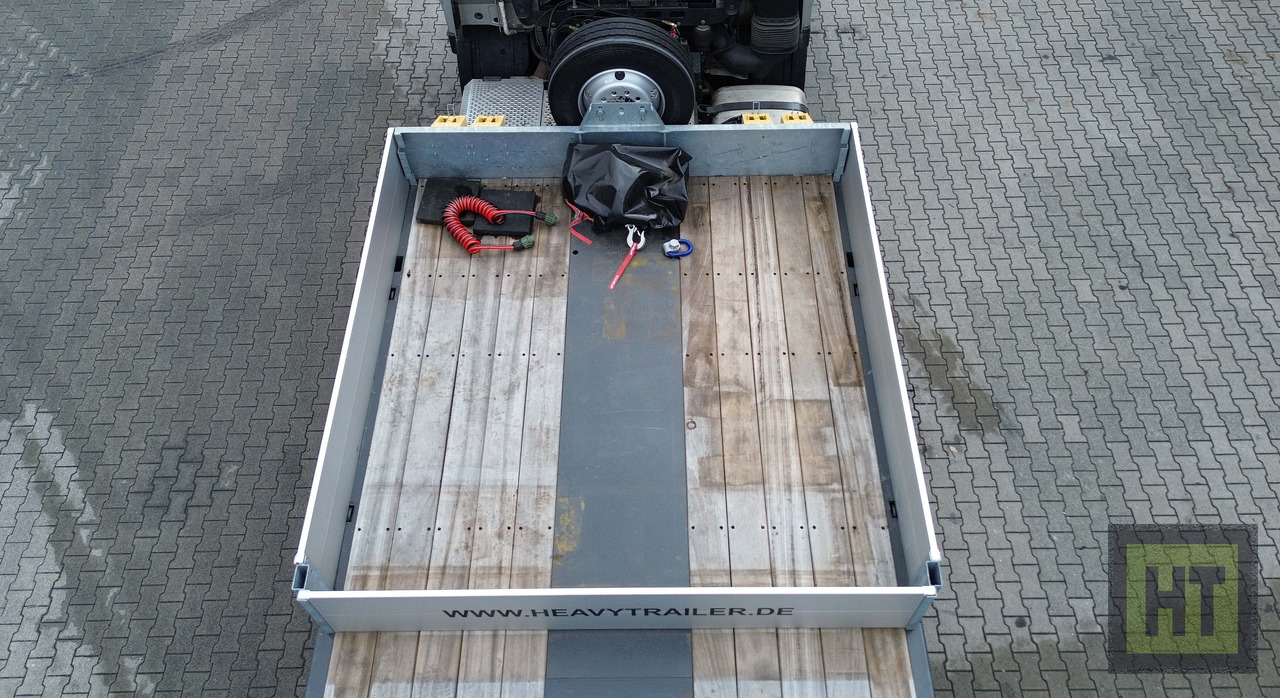 Faymonville MAX Trailer 3-Achs-Semi mit hydr. Ladeboden und hydr. Ramen - Niska poluprikolica za prevoz: slika 2 Faymonville MAX Trailer 3-Achs-Semi mit hydr. Ladeboden und hydr. Ramen - Niska poluprikolica za prevoz: slika 2