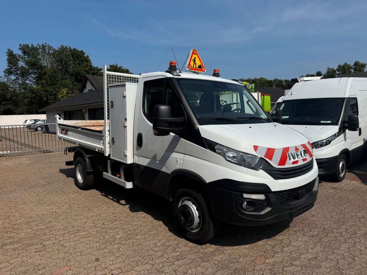 Iveco 70C18 Kipper 3625 kg Nutzlast! Klima EURO 6C - Dostavno vozilo istovarivač: slika 3 Iveco 70C18 Kipper 3625 kg Nutzlast! Klima EURO 6C - Dostavno vozilo istovarivač: slika 3