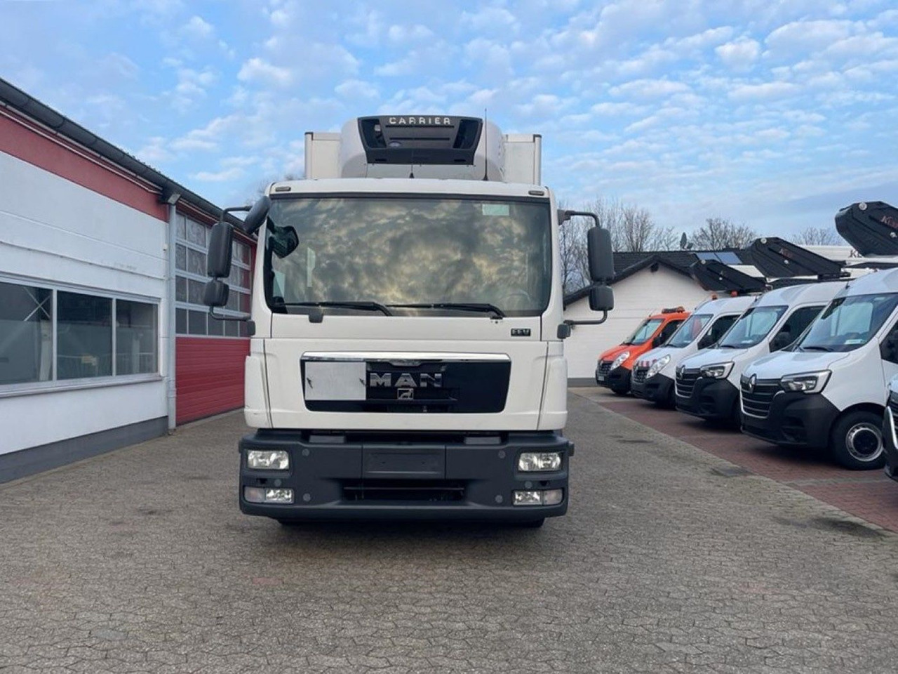 MAN TGL 10.220 Doka Tiefkühlkoffer LBW 1.5t - Hladnjača: slika 2 MAN TGL 10.220 Doka Tiefkühlkoffer LBW 1.5t - Hladnjača: slika 2