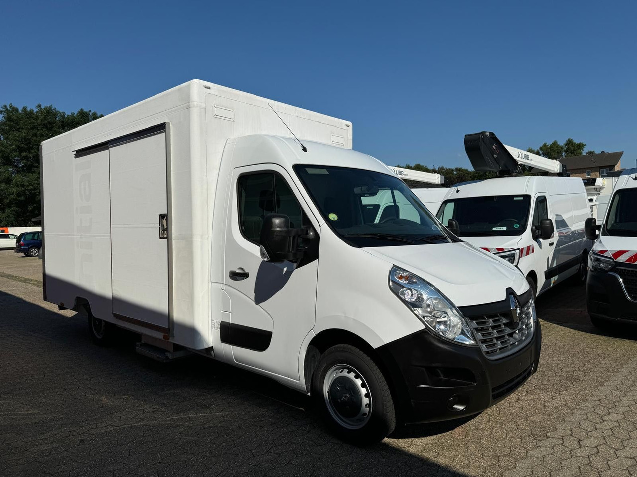 Renault Master Koffer mit Auffahrrampe 1200kg Nutzlast - Dostavno vozilo sa zatvorenim sandukom: slika 3 Renault Master Koffer mit Auffahrrampe 1200kg Nutzlast - Dostavno vozilo sa zatvorenim sandukom: slika 3