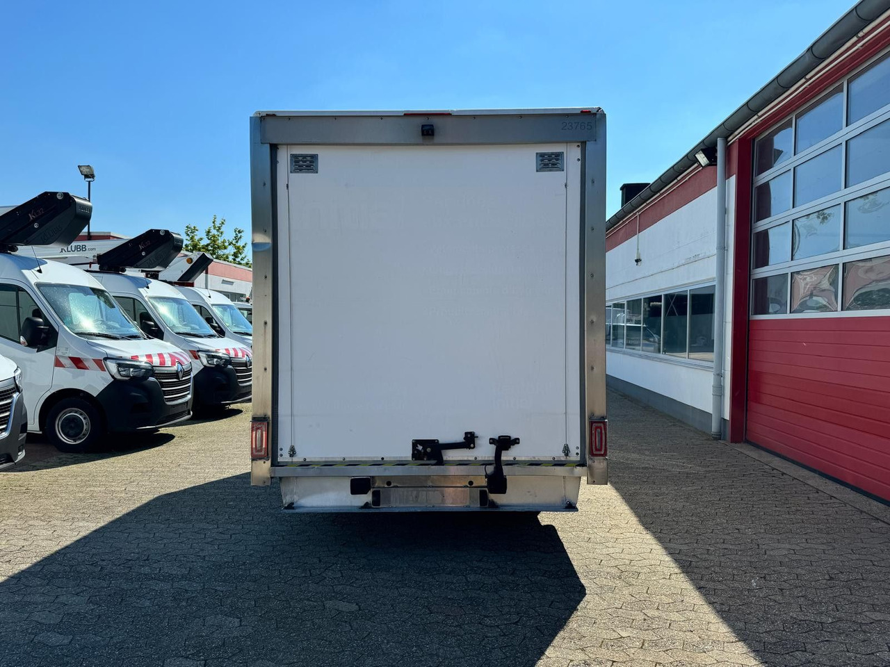 Renault Master Koffer mit Auffahrrampe 1200kg Nutzlast - Dostavno vozilo sa zatvorenim sandukom: slika 5 Renault Master Koffer mit Auffahrrampe 1200kg Nutzlast - Dostavno vozilo sa zatvorenim sandukom: slika 5