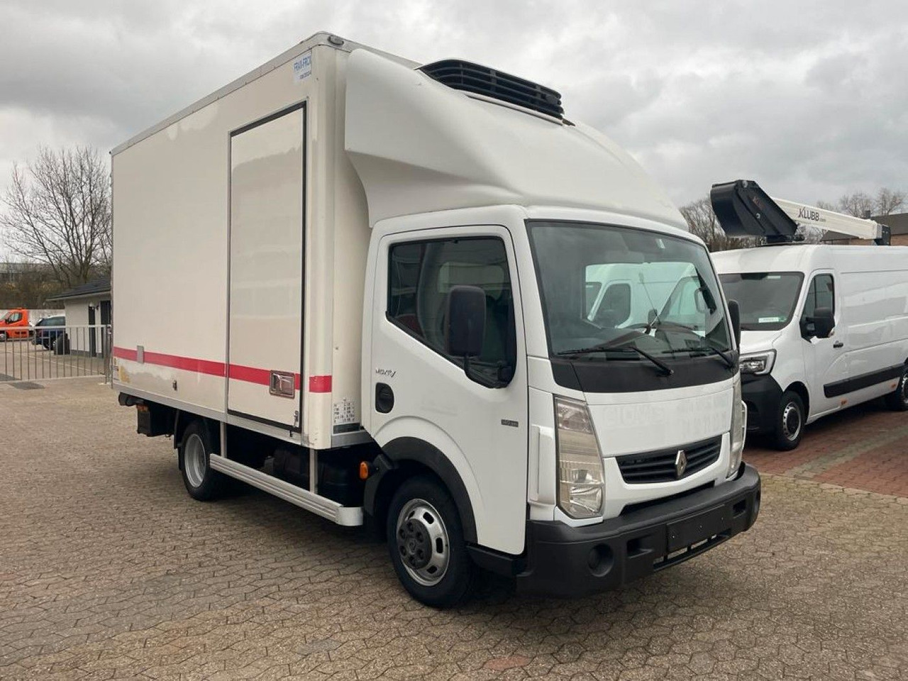 Renault Maxity Tiefkühlkoffer Multi-Temp Ladebordwand - Dostavno vozilo hladnjača: slika 3 Renault Maxity Tiefkühlkoffer Multi-Temp Ladebordwand - Dostavno vozilo hladnjača: slika 3