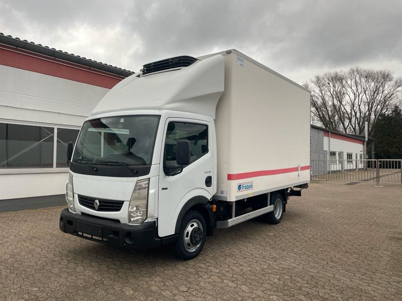Renault Maxity Tiefkühlkoffer Multi-Temp Ladebordwand - Dostavno vozilo hladnjača: slika 1 Renault Maxity Tiefkühlkoffer Multi-Temp Ladebordwand - Dostavno vozilo hladnjača: slika 1