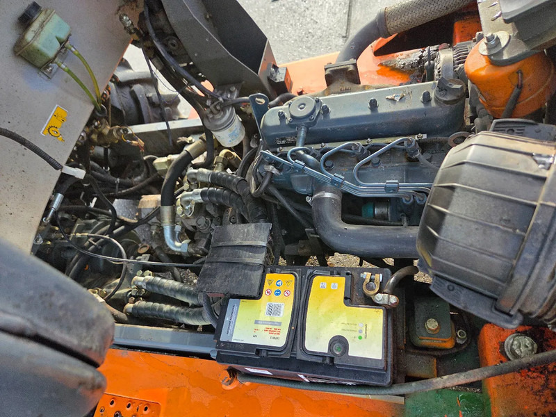 AUSA C150H 4WD heftruck met sideshift - Dizel viljuškar: slika 5 AUSA C150H 4WD heftruck met sideshift - Dizel viljuškar: slika 5