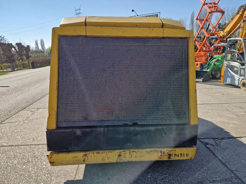 Atlas-Copco XAS350DD VERY LOW HOURS - Kompresor za vazduh: slika 4 Atlas-Copco XAS350DD VERY LOW HOURS - Kompresor za vazduh: slika 4
