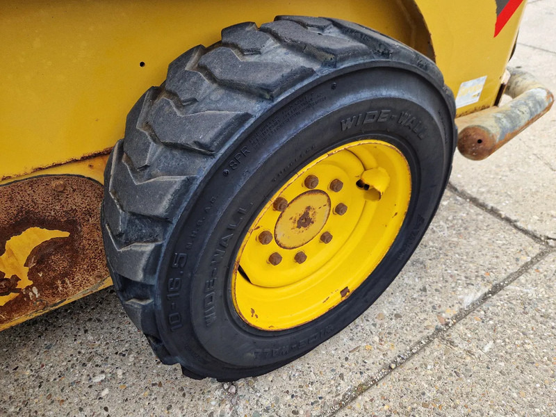 Mini utovarivač Caterpillar 216B3 schranklader met 1191 uur: slika 13