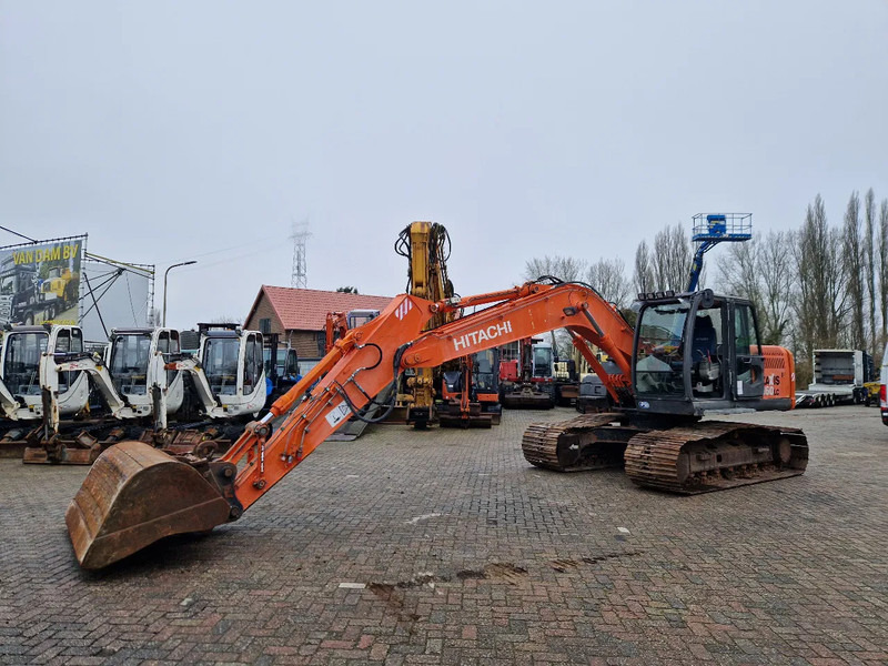 Hitachi ZX160LC-3 met zeer net rijwerk - Bager guseničar: slika 4 Hitachi ZX160LC-3 met zeer net rijwerk - Bager guseničar: slika 4