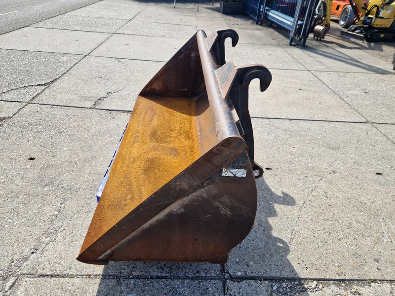 Jeroen van Leeuwen schepbak voor Volvo L30/L35 - Kašika za Građevinska mašina: slika 3 Jeroen van Leeuwen schepbak voor Volvo L30/L35 - Kašika za Građevinska mašina: slika 3