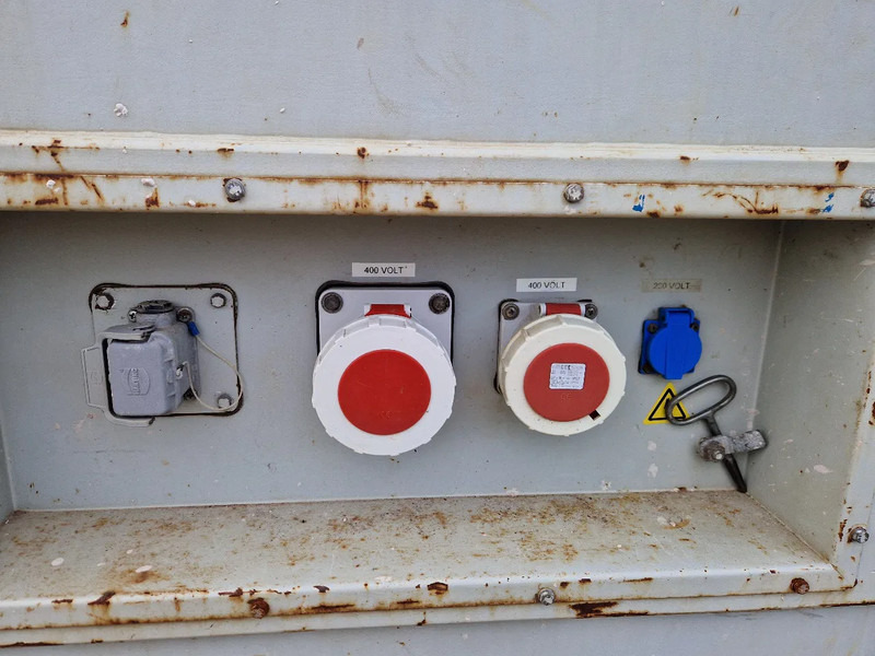 Onbekend geluidgedempt aggregaat met Stamford generator 72.5 kVA - Set generatora: slika 5 Onbekend geluidgedempt aggregaat met Stamford generator 72.5 kVA - Set generatora: slika 5