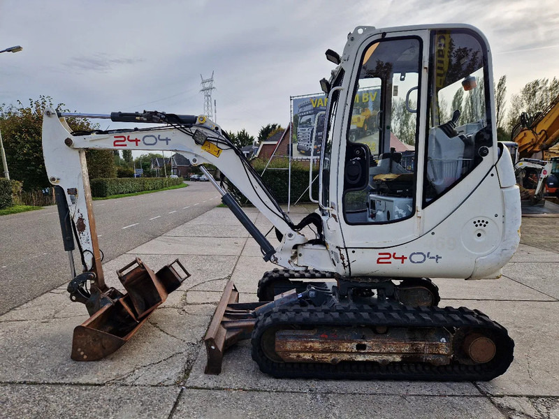 WACKER NEUSON 2404RD, kan op een berghelling draaien - Mini bager: slika 3 WACKER NEUSON 2404RD, kan op een berghelling draaien - Mini bager: slika 3