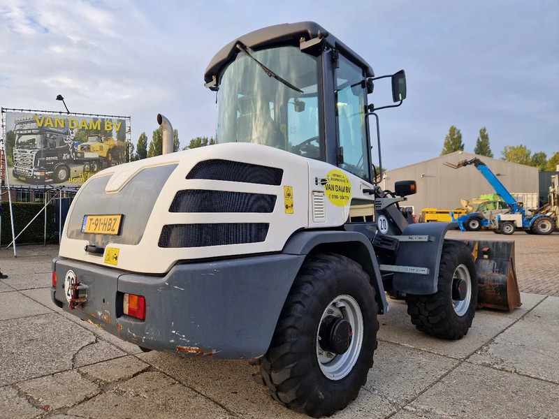 Yanmar / Terex TL80 met NL kenteken very low hours! - Utovarivač točkaš: slika 4 Yanmar / Terex TL80 met NL kenteken very low hours! - Utovarivač točkaš: slika 4