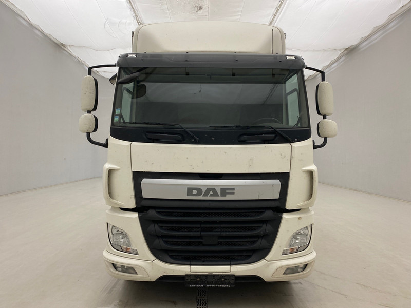 DAF CF 310 - Kamion sa zatvorenim sandukom: slika 2 DAF CF 310 - Kamion sa zatvorenim sandukom: slika 2