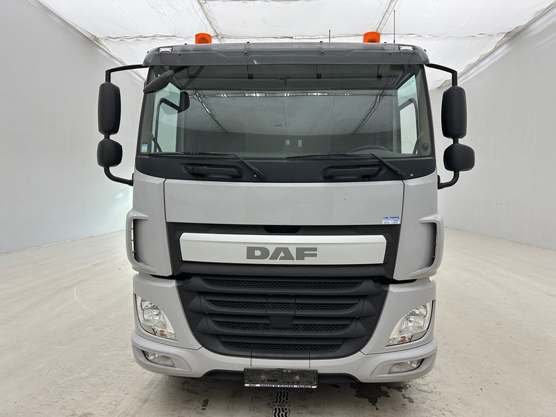 DAF CF 330 - Kamion sa tovarnim sandukom: slika 2 DAF CF 330 - Kamion sa tovarnim sandukom: slika 2