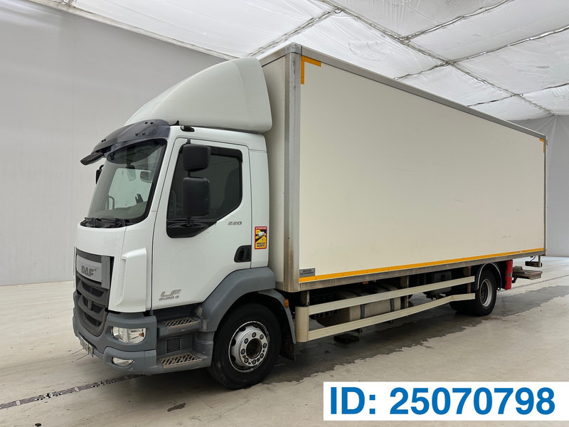 DAF LF 220 - Kamion sa zatvorenim sandukom: slika 1 DAF LF 220 - Kamion sa zatvorenim sandukom: slika 1