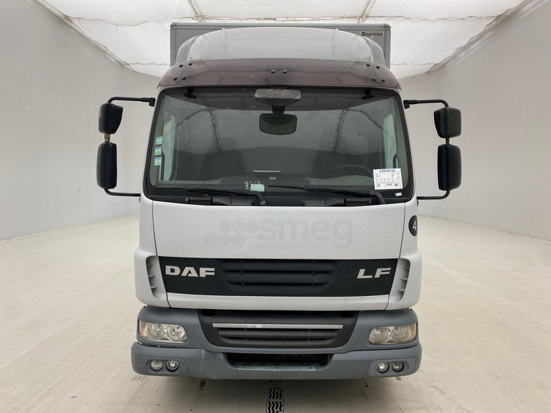 DAF LF45.180 - Kamion sa zatvorenim sandukom: slika 2 DAF LF45.180 - Kamion sa zatvorenim sandukom: slika 2