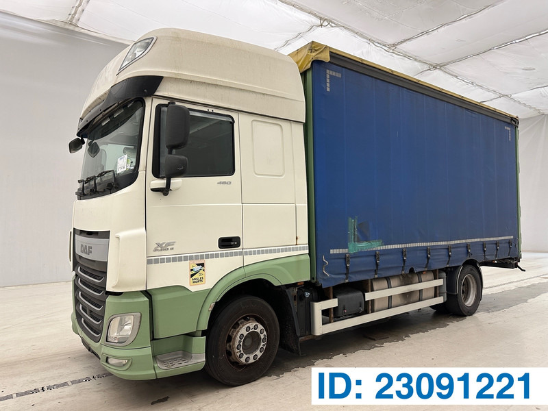 DAF XF 460 Super Space Cab - Kamion sa ceradom: slika 1 DAF XF 460 Super Space Cab - Kamion sa ceradom: slika 1