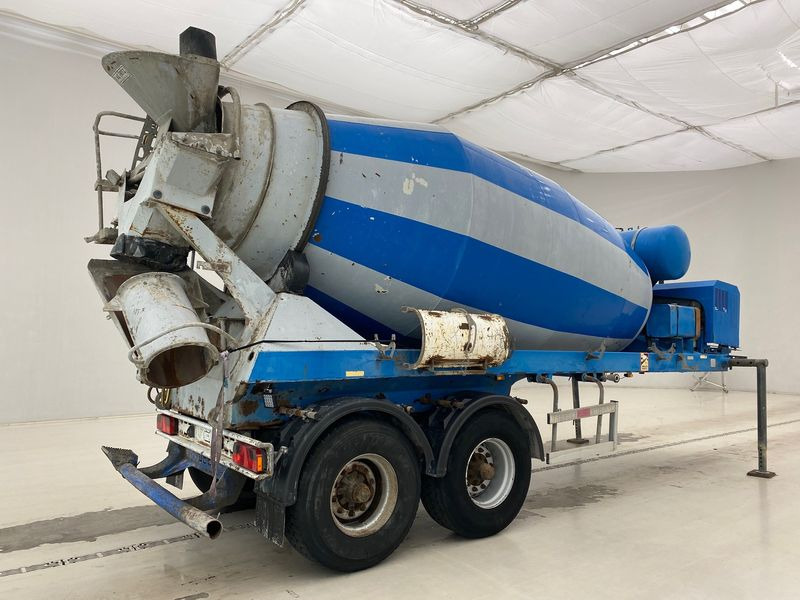 De Buf Mixer 10 m³ - Poluprikolica mikser: slika 4 De Buf Mixer 10 m³ - Poluprikolica mikser: slika 4