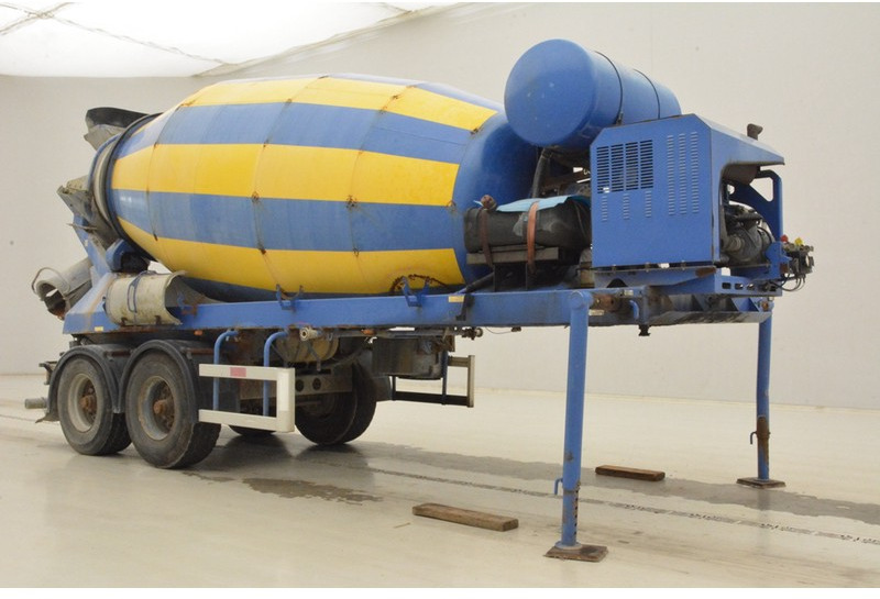 De Buf Mixer 10 m³ - Poluprikolica mikser: slika 4 De Buf Mixer 10 m³ - Poluprikolica mikser: slika 4