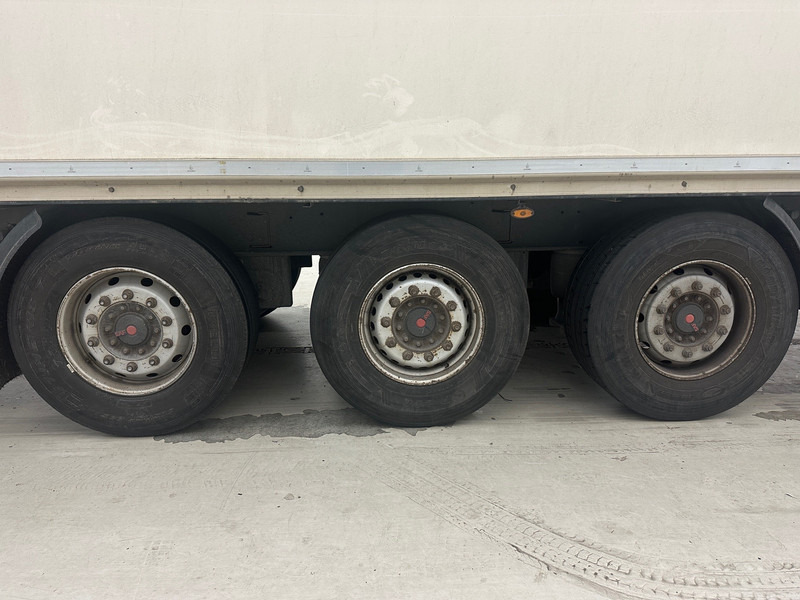 Kögel KOFFER - Poluprikolica sa zatvorenim sandukom: slika 4 Kögel KOFFER - Poluprikolica sa zatvorenim sandukom: slika 4