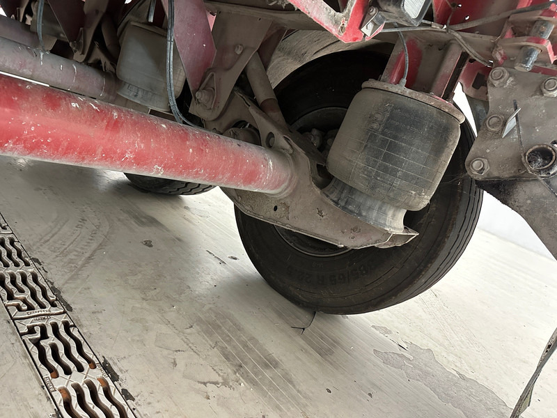 Poluprikolica istovarivača MOL 28 cub in alu: slika 10 Poluprikolica istovarivača MOL 28 cub in alu: slika 10