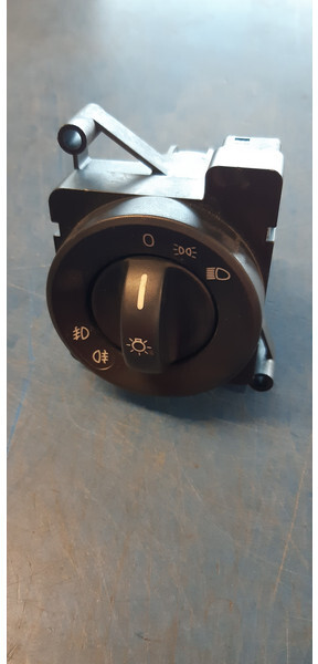 Mercedes-Benz A9435450004 A9435450004 - Komandna tabla za Kamion: slika 1 Mercedes-Benz A9435450004 A9435450004 - Komandna tabla za Kamion: slika 1