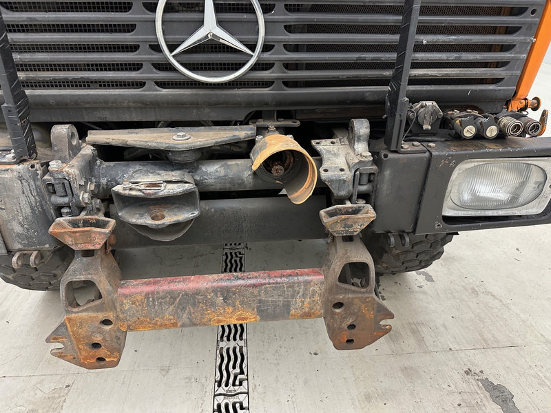 Mercedes-Benz Unimog U427 - Istovarivač: slika 3 Mercedes-Benz Unimog U427 - Istovarivač: slika 3