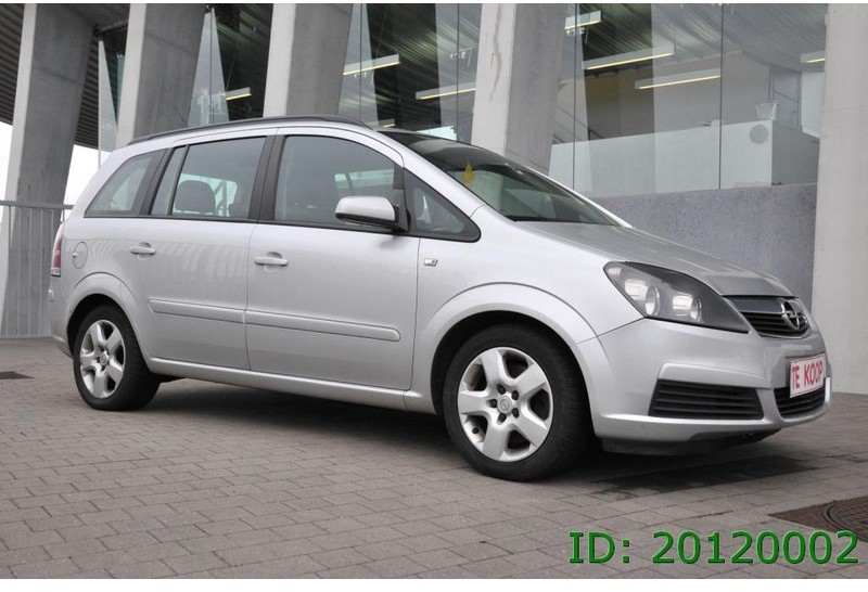 Opel Zafira - Automobil: slika 1 Opel Zafira - Automobil: slika 1