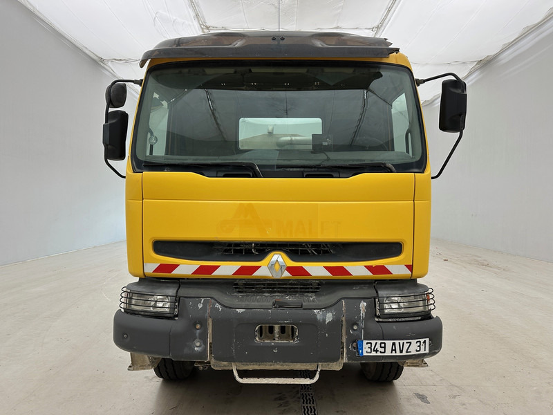 Renault Kerax 380 - 6x4 - Kamion cisterna: slika 2 Renault Kerax 380 - 6x4 - Kamion cisterna: slika 2