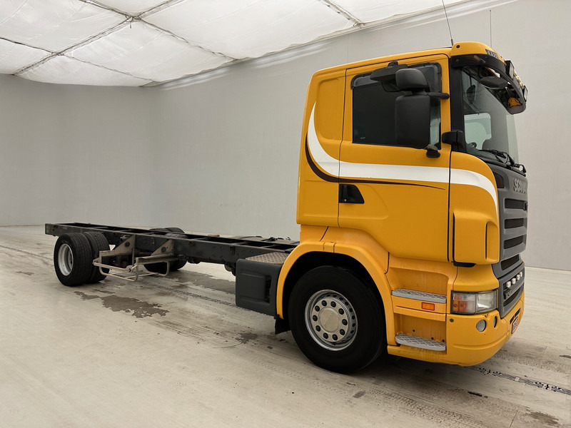 Scania R340 - Kamion sa golom šasijom i zatvorenom kabinom: slika 3 Scania R340 - Kamion sa golom šasijom i zatvorenom kabinom: slika 3