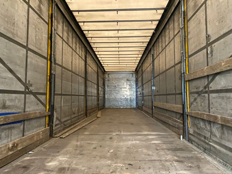 Schmitz Cargobull Tautliner - Poluprikolica sa ceradom: slika 5 Schmitz Cargobull Tautliner - Poluprikolica sa ceradom: slika 5