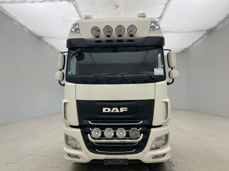 DAF XF 460 Super Space Cab - Tegljač: slika 2 DAF XF 460 Super Space Cab - Tegljač: slika 2