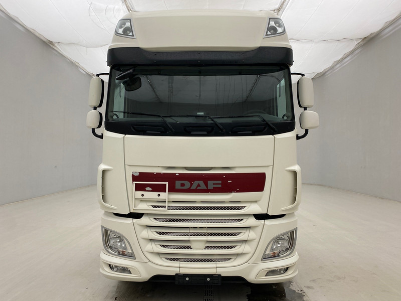 DAF XF 460 Super Space Cab* - Tegljač: slika 2 DAF XF 460 Super Space Cab* - Tegljač: slika 2