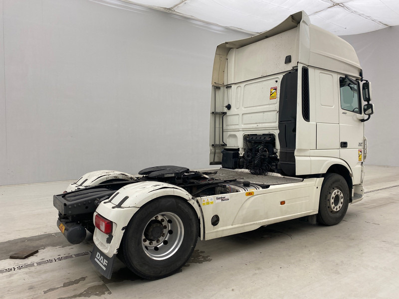 DAF XF 460 Super Space Cab - Tegljač: slika 4 DAF XF 460 Super Space Cab - Tegljač: slika 4