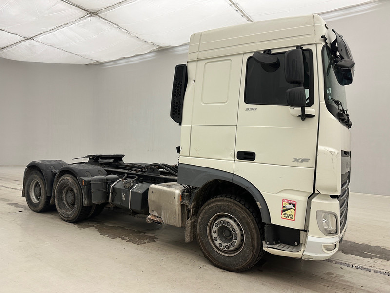 DAF XF 530 Space Cab - 6x4 - Tegljač: slika 3 DAF XF 530 Space Cab - 6x4 - Tegljač: slika 3