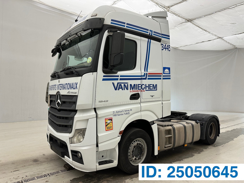 Mercedes-Benz Actros 1842 - Tegljač: slika 1 Mercedes-Benz Actros 1842 - Tegljač: slika 1