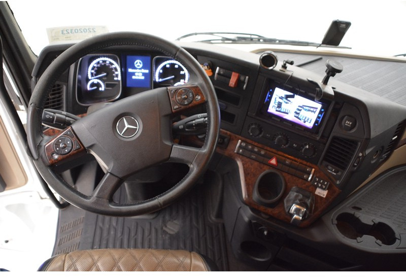Tegljač Mercedes-Benz Actros 2645 - 6x4 "NON-EU": slika 10