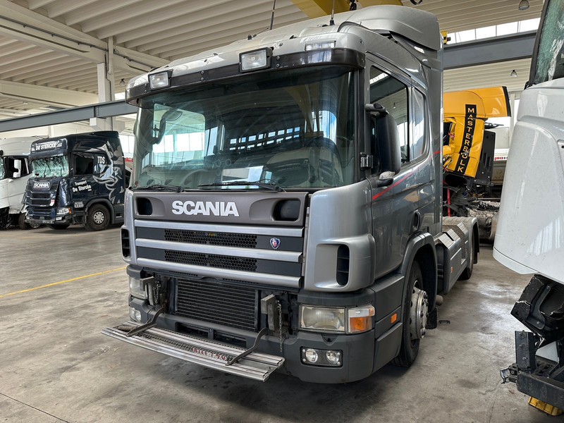 Scania P94D.300 - Tegljač: slika 2 Scania P94D.300 - Tegljač: slika 2