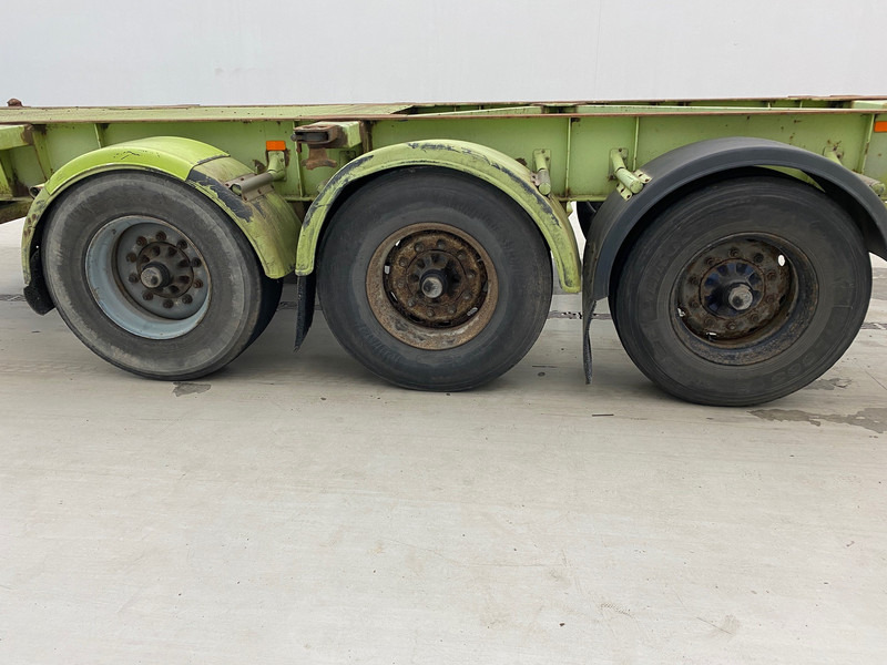 Van Hool 2 x 20-30-40 ft - Poluprikolica za prevoz kontejnera/ Poluprikolica sa promenjivim sandukom: slika 4 Van Hool 2 x 20-30-40 ft - Poluprikolica za prevoz kontejnera/ Poluprikolica sa promenjivim sandukom: slika 4