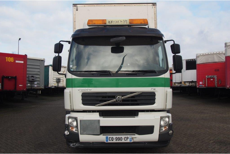 Volvo FE 260 - Kamion sa zatvorenim sandukom: slika 2 Volvo FE 260 - Kamion sa zatvorenim sandukom: slika 2