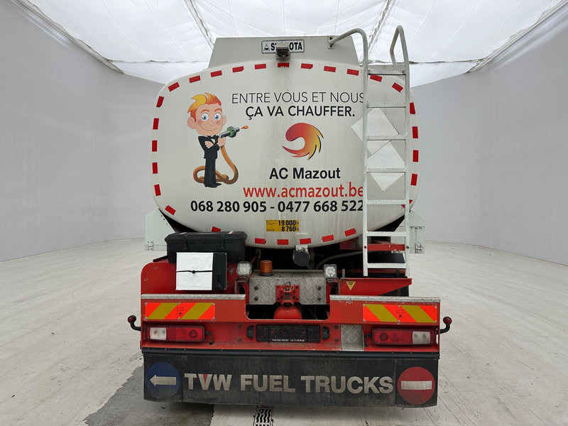 Volvo FE 280 - Kamion cisterna: slika 5 Volvo FE 280 - Kamion cisterna: slika 5