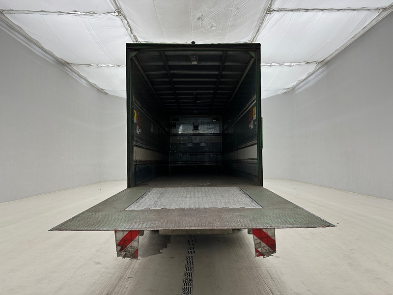 Volvo FE 300 - 6x2 - Kamion sa zatvorenim sandukom: slika 4 Volvo FE 300 - 6x2 - Kamion sa zatvorenim sandukom: slika 4