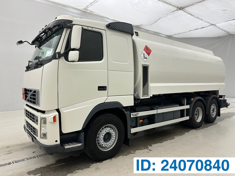 Volvo FH 440 - 6x2* - Kamion cisterna: slika 1 Volvo FH 440 - 6x2* - Kamion cisterna: slika 1