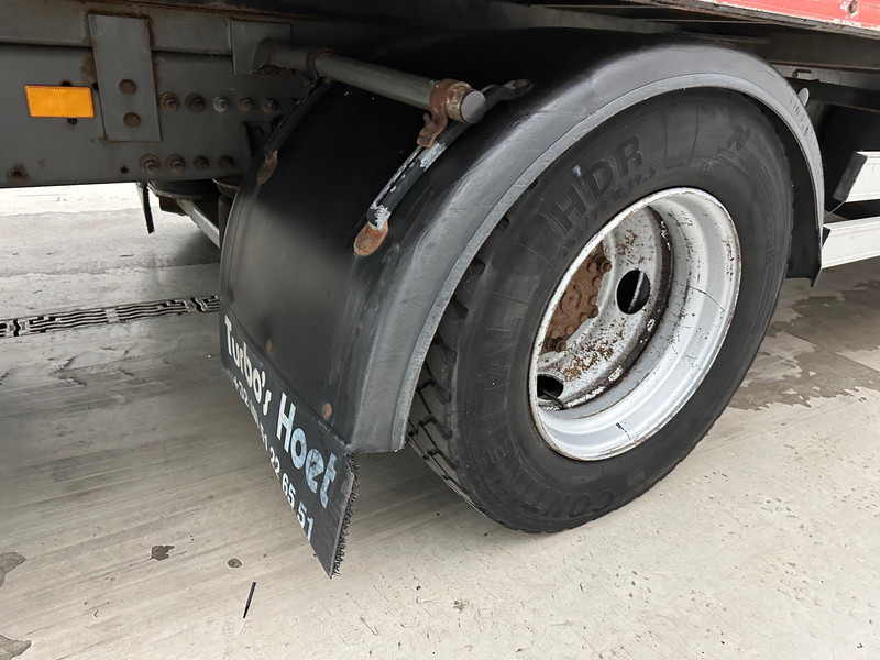 Volvo FL 220 - Kamion sa zatvorenim sandukom: slika 4 Volvo FL 220 - Kamion sa zatvorenim sandukom: slika 4