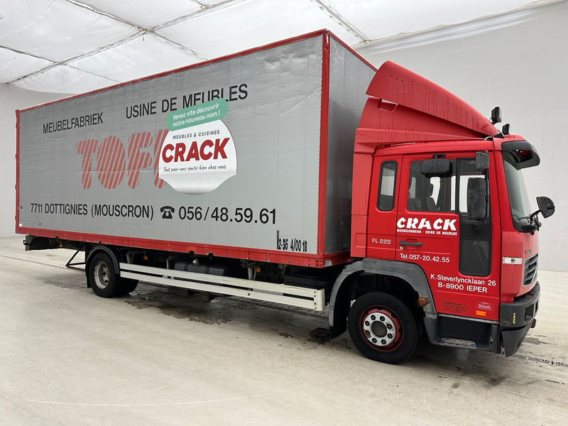 Volvo FL 220 - Kamion za prevoz kontejnera/ Kamion sa promenjivim sandukom: slika 3 Volvo FL 220 - Kamion za prevoz kontejnera/ Kamion sa promenjivim sandukom: slika 3