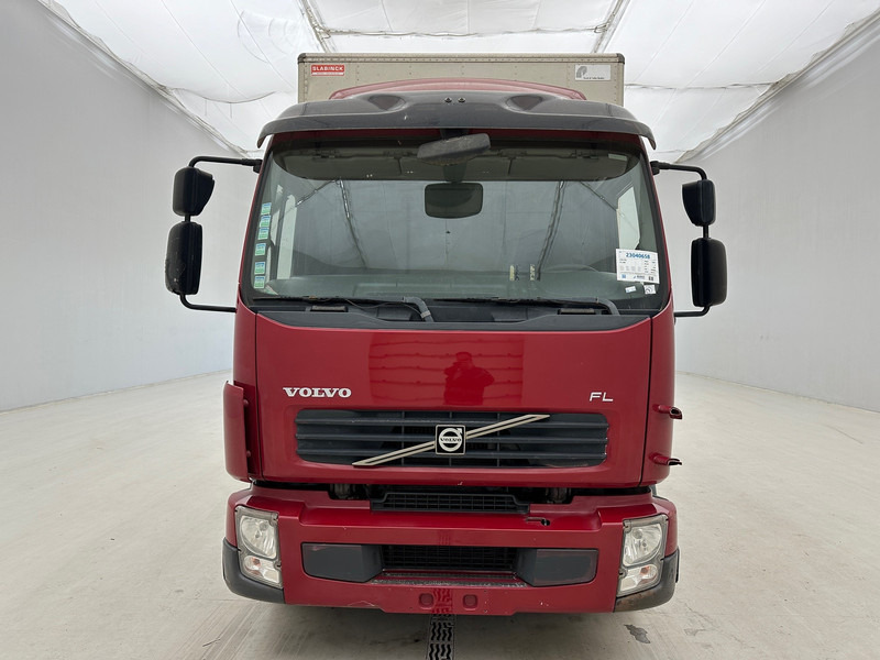 Volvo FL 240 - Kamion sa zatvorenim sandukom: slika 2 Volvo FL 240 - Kamion sa zatvorenim sandukom: slika 2